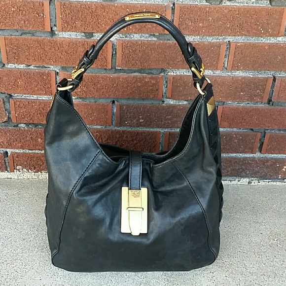 Michael Kors Handbags - Michael Kors Leather bag